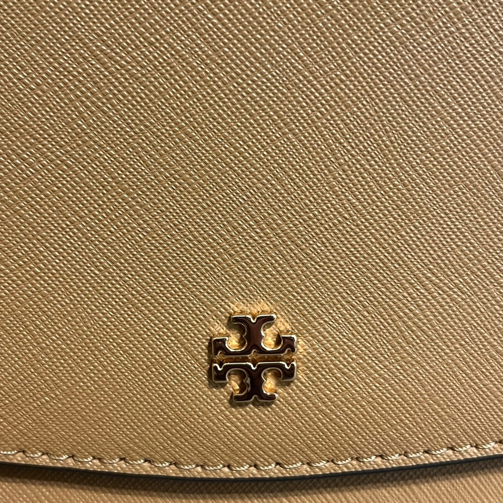 Tory Burch Emerson Flap Shoulder Bag - Picture 2 of 16